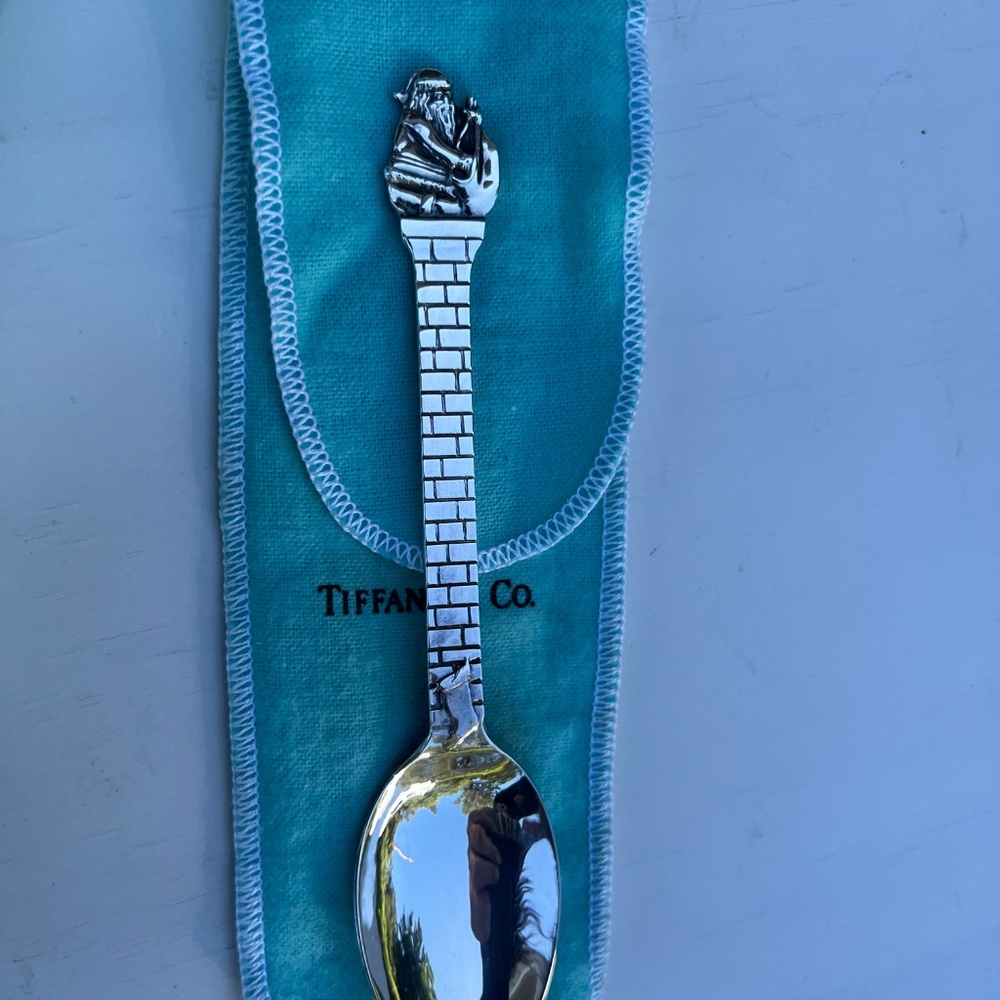 Tiffany and Co Sterling Silver Christmas Spoon - Santa Down the Chimney- - Picture 14 of 16